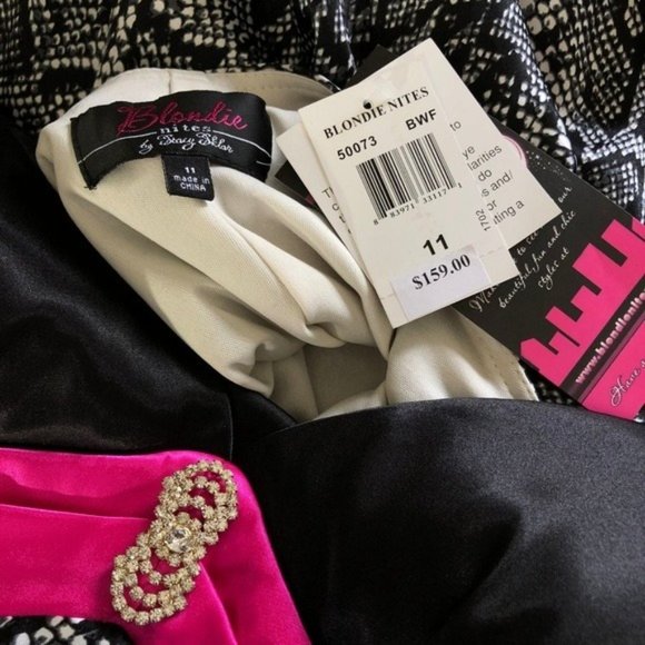 Blondie Nites Satin Evening Halter Dress V Neck Open Back Size 11 Animal Print - Picture 3 of 8